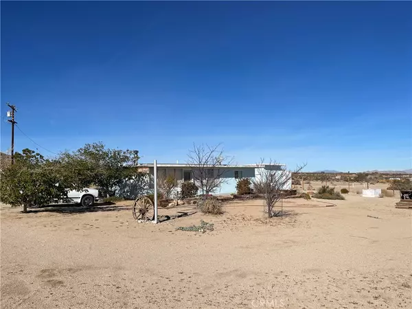 Landers, CA 92285,3546 Dusty Mile RD