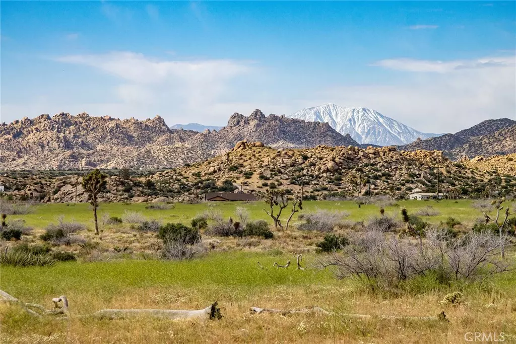 Pioneertown, CA 92268,52550 Geronimo TRL