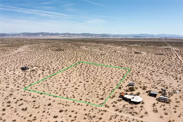 Joshua Tree, CA 92252,1235 W Cascade RD