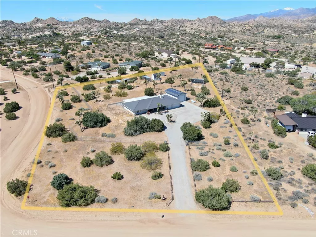 Yucca Valley, CA 92284,5126 Canton ST