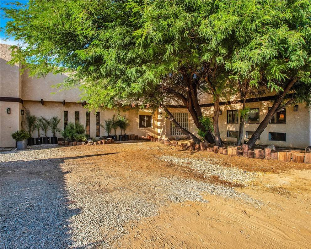8977 Del Monte AVE, Yucca Valley, CA 92284