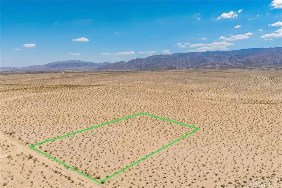 67800 Raymond DR, 29 Palms, CA 92277