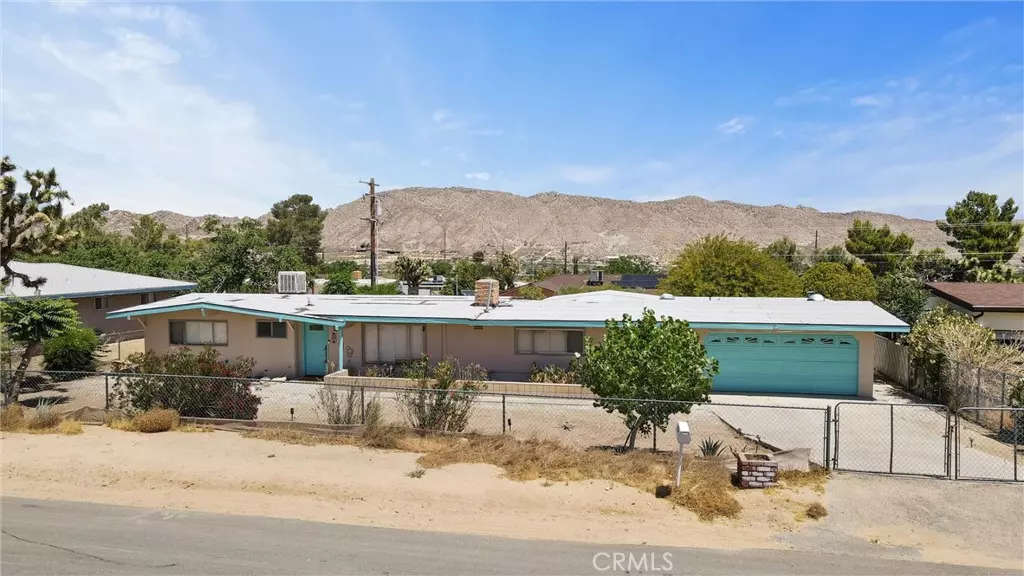 Yucca Valley, CA 92284,56146 Navajo TRL