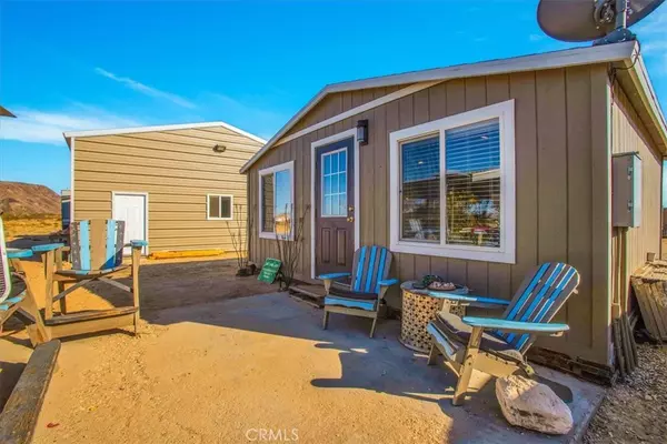 Landers, CA 92285,2467 Sand DR