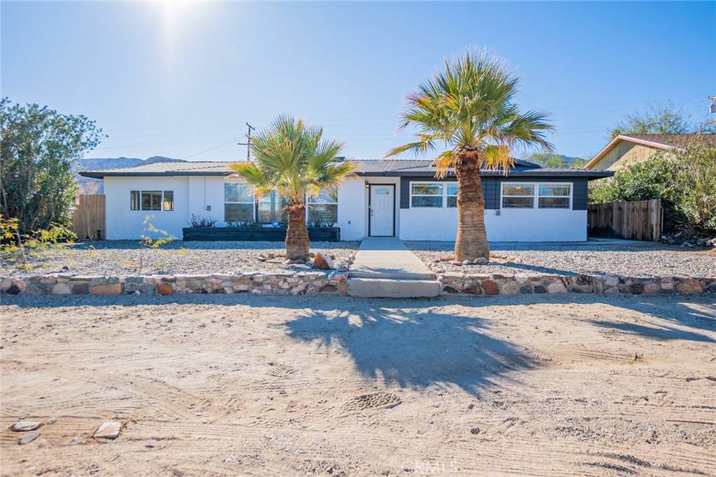 29 Palms, CA 92277,71569 Cactus Drive