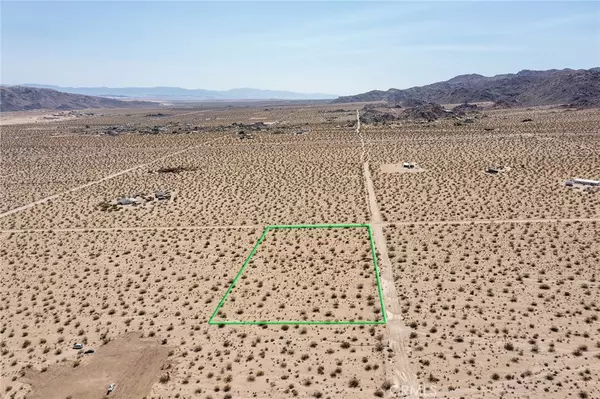 Joshua Tree, CA 92252,7200 Sun View AVE