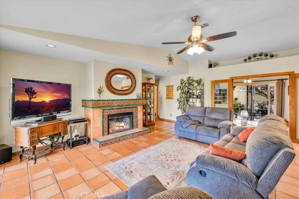 Morongo Valley, CA 92256,10341 Pinon AVE