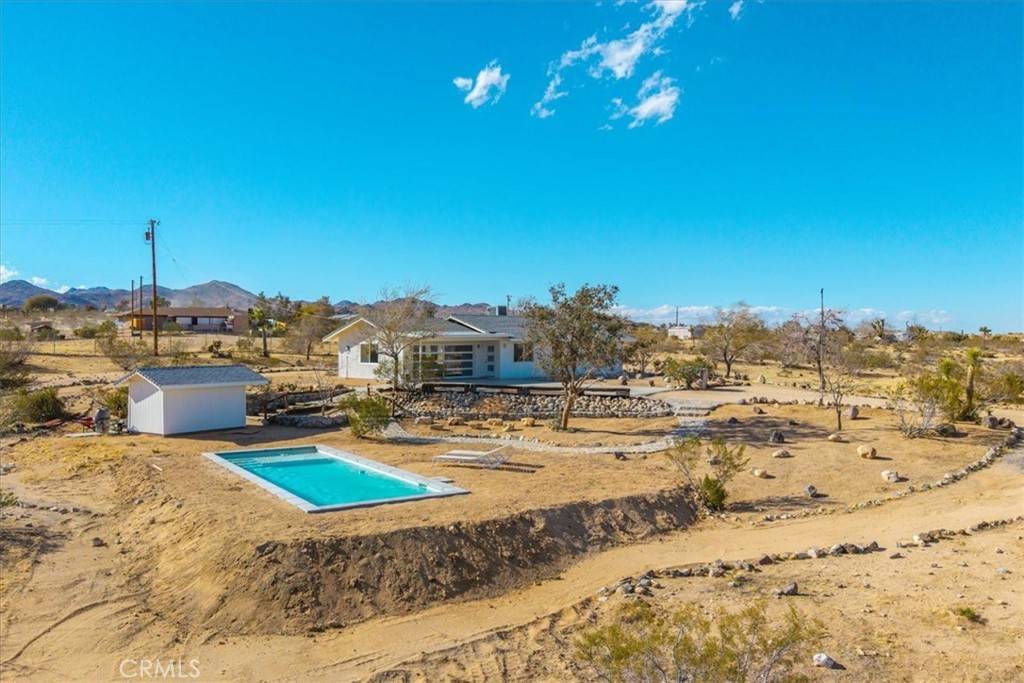 130 Delgada AVE, Yucca Valley, CA 92284
