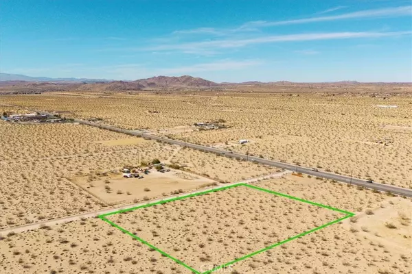 Joshua Tree, CA 92252,14 Arizona AVE