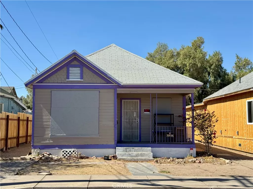 Needles, CA 92363,406 D ST