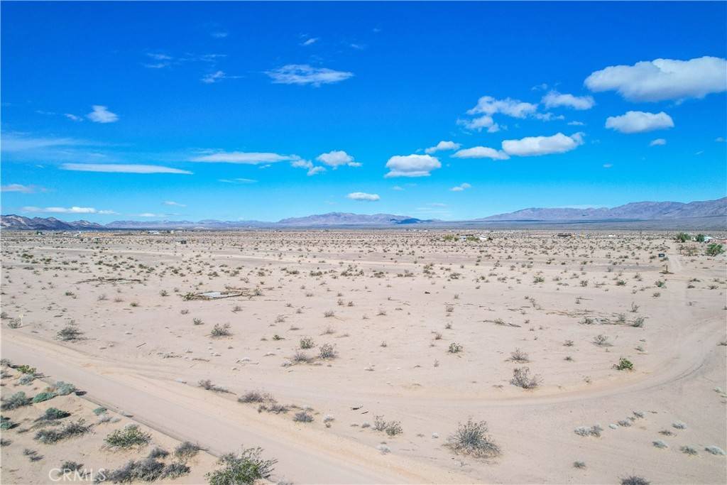29 Palms, CA 92277,82480 Pipeline RD