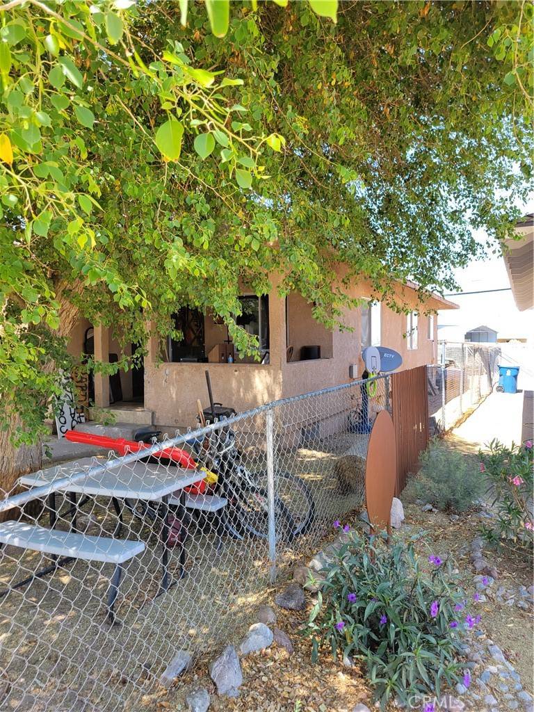 Needles, CA 92363,508 Acoma ST
