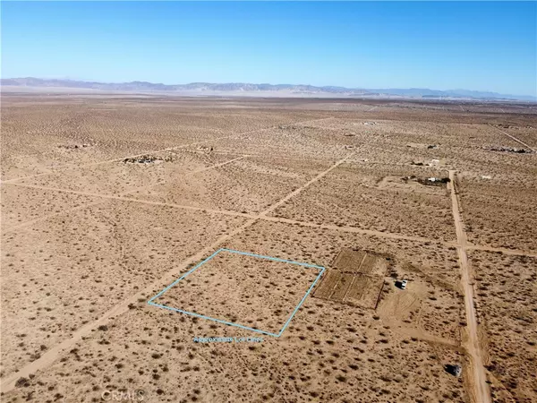 Joshua Tree, CA 92252,2 Mercury DR