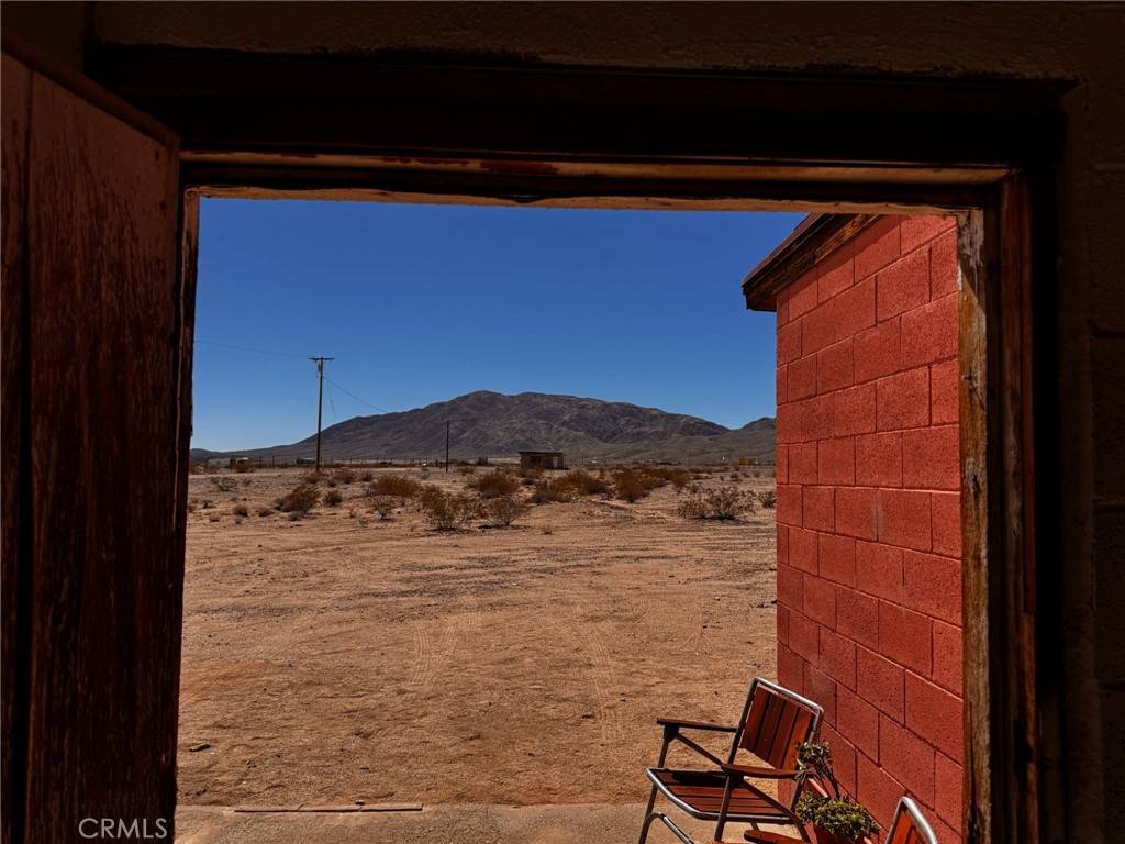 29 Palms, CA 92277,6615 Thunder RD