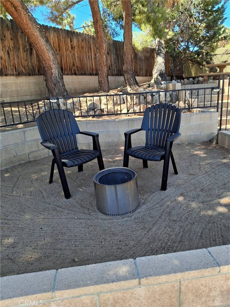 Yucca Valley, CA 92284,56707 Desert Gold DR