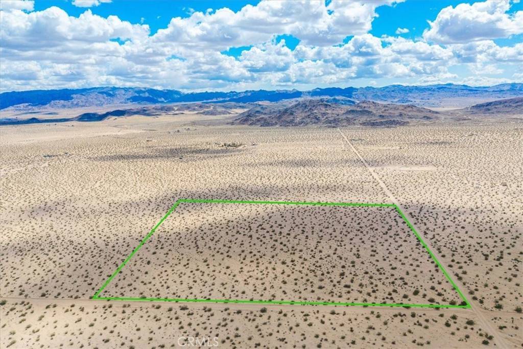 62 Lucille LN, Joshua Tree, CA 92252