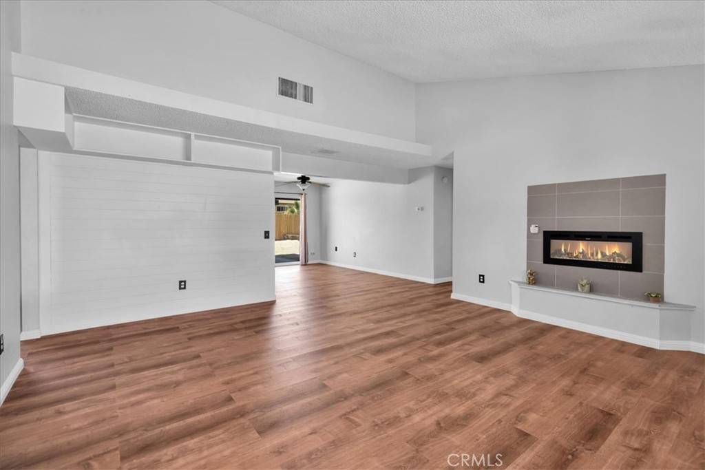 29 Palms, CA 92277,6070 Chia AVE
