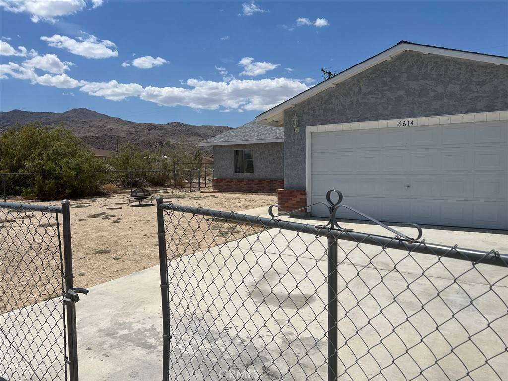 6614 Mojave Ave, 29 Palms, CA 92277