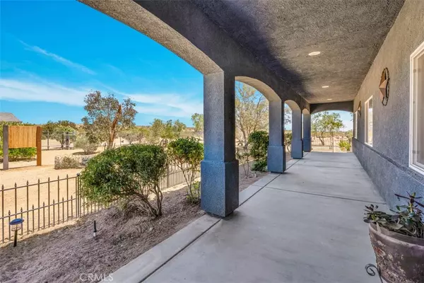 Joshua Tree, CA 92252,60849 Duvall DR