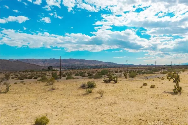 Joshua Tree, CA 92252,5858 Neptune RD