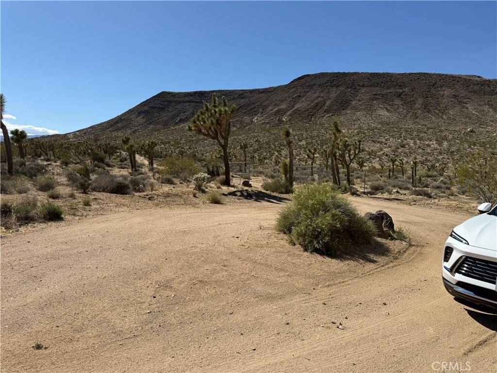 Pioneertown, CA 92284,55138 Pipes Canyon RD