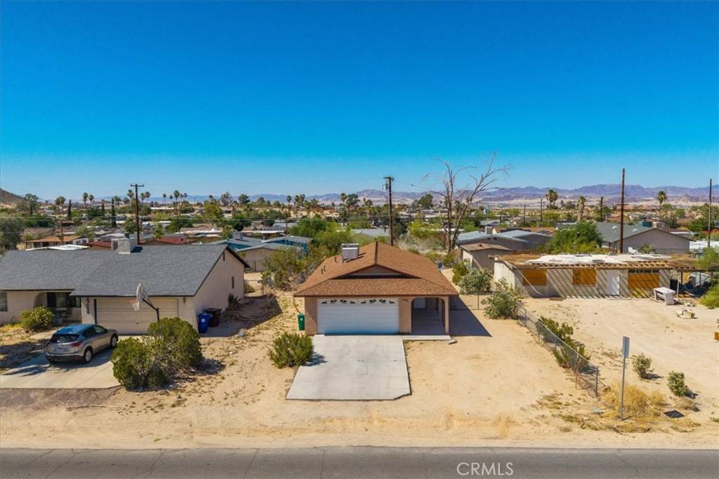 29 Palms, CA 92277,72454 El Paseo DR