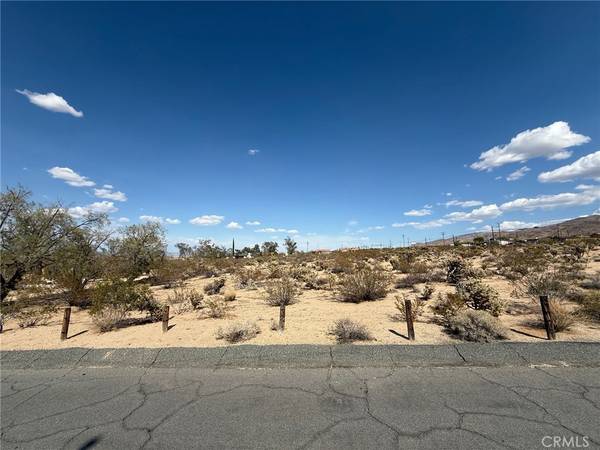 12 Indian Cove RD, 29 Palms, CA 92277