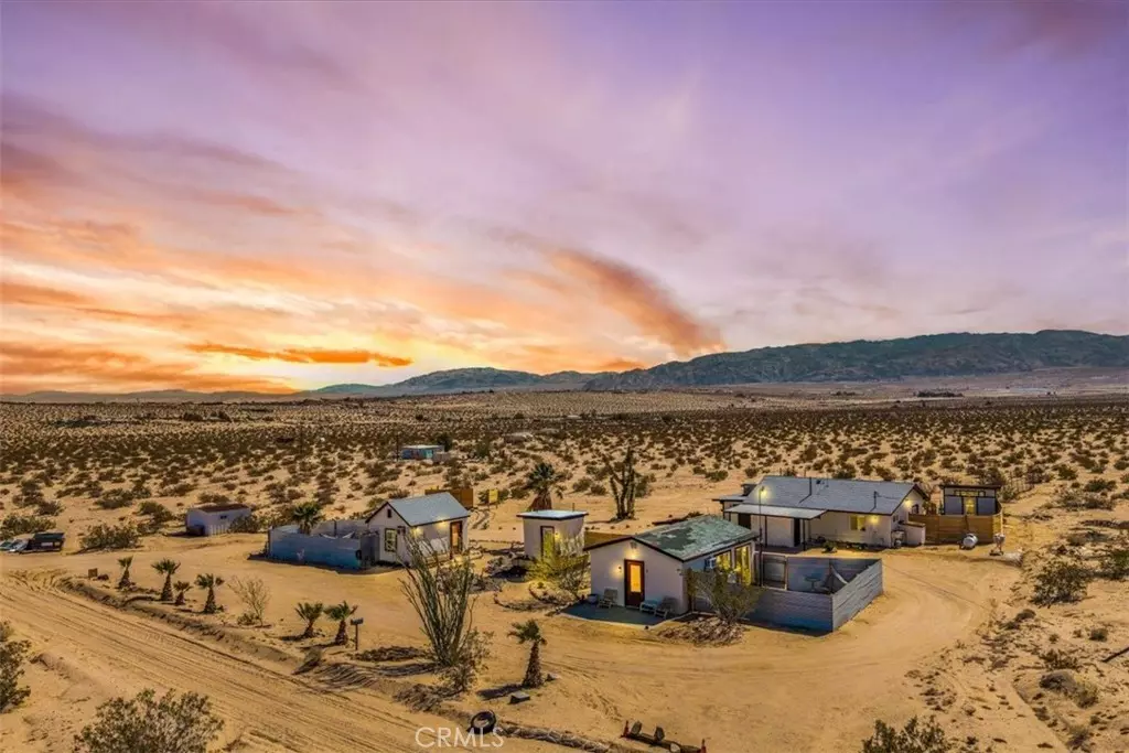 29 Palms, CA 92277,68365 Emerald DR