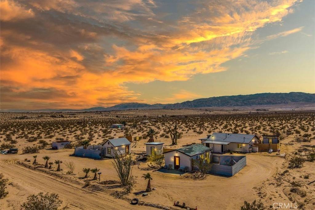 29 Palms, CA 92277,68365 Emerald DR
