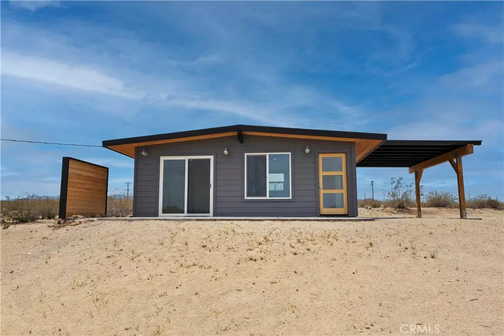 Landers, CA 92285,57628 Pine ST