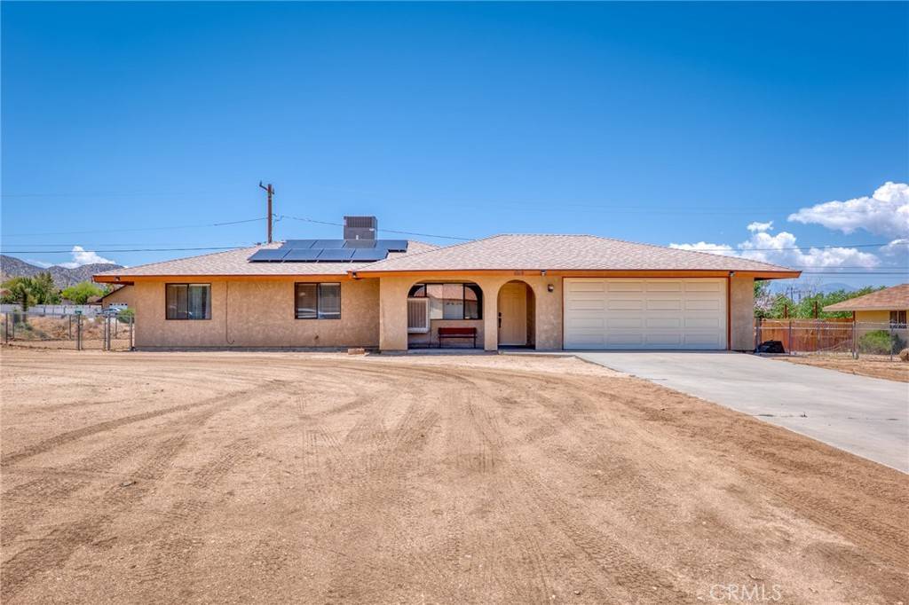 8600 San Vicente DR, Yucca Valley, CA 92284