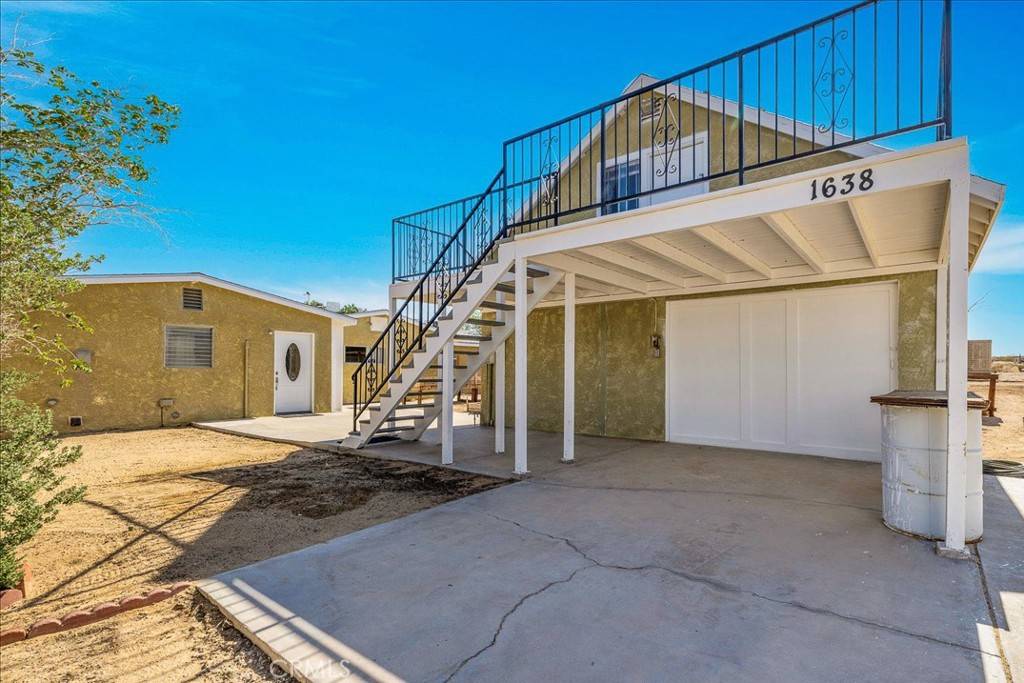 29 Palms, CA 92277,1638 Hales DR