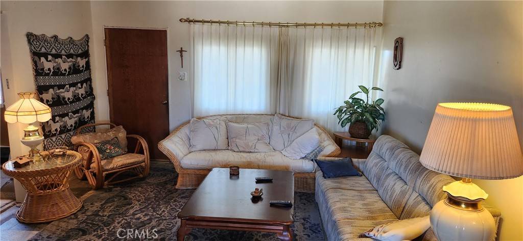 Landers, CA 92285,60812 Adele RD