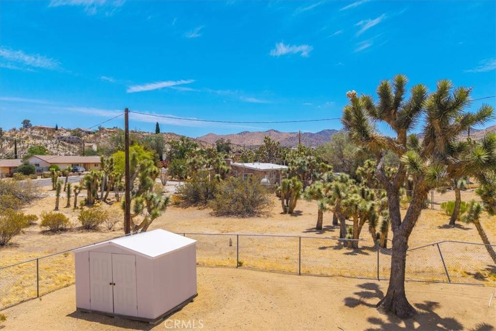 Yucca Valley, CA 92284,57007 Navajo TRL