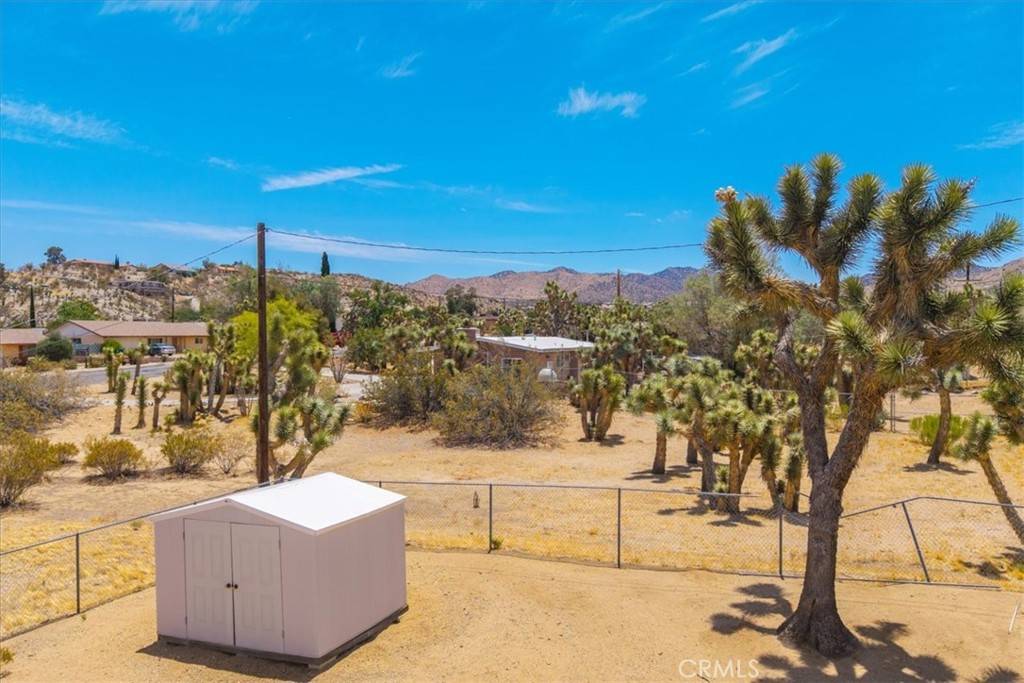 Yucca Valley, CA 92284,57007 Navajo TRL