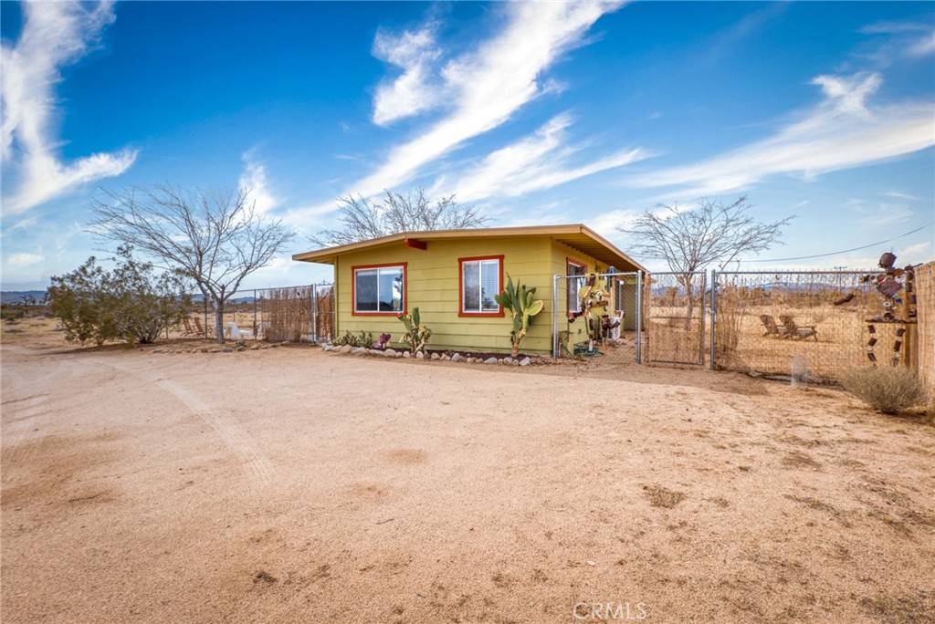 Joshua Tree, CA 92252,2654 Olympic RD