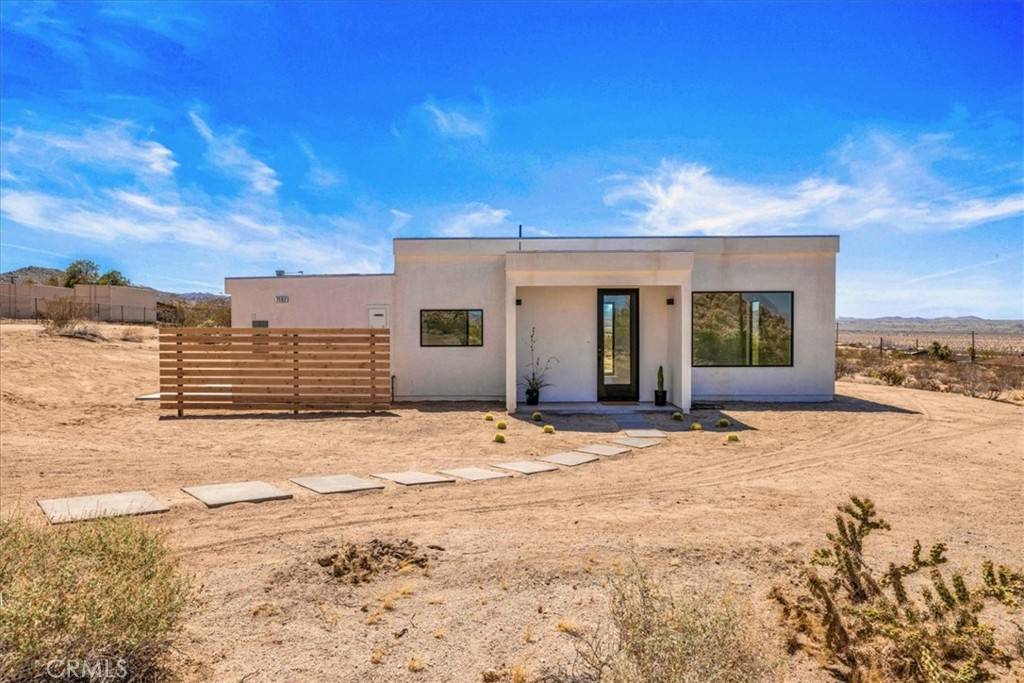 Joshua Tree, CA 92252,7192 Mount Shasta AVE