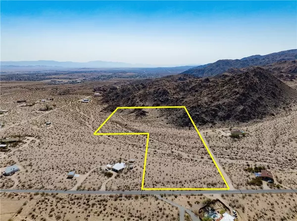 7099 Canyon RD, 29 Palms, CA 92277