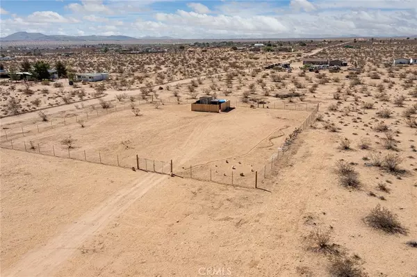1234 Castillo RD, Landers, CA 92285