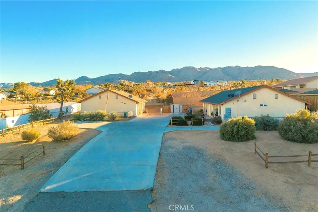 Joshua Tree, CA 92252,60803 Division ST