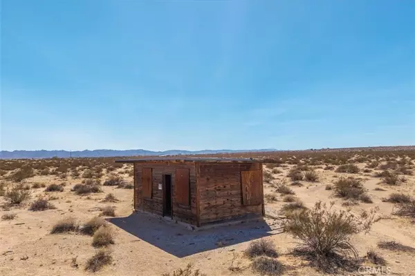 29 Palms, CA 92277,69172 Papoose TRL