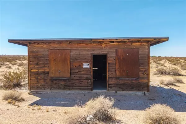 29 Palms, CA 92277,69172 Papoose TRL