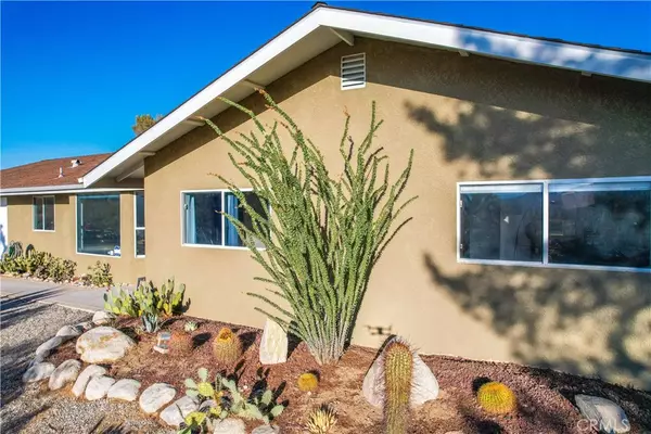 Joshua Tree, CA 92252,8775 Desert Shadow RD