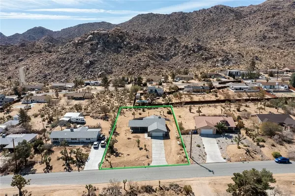 Joshua Tree, CA 92252,61073 Sandalwood TRL