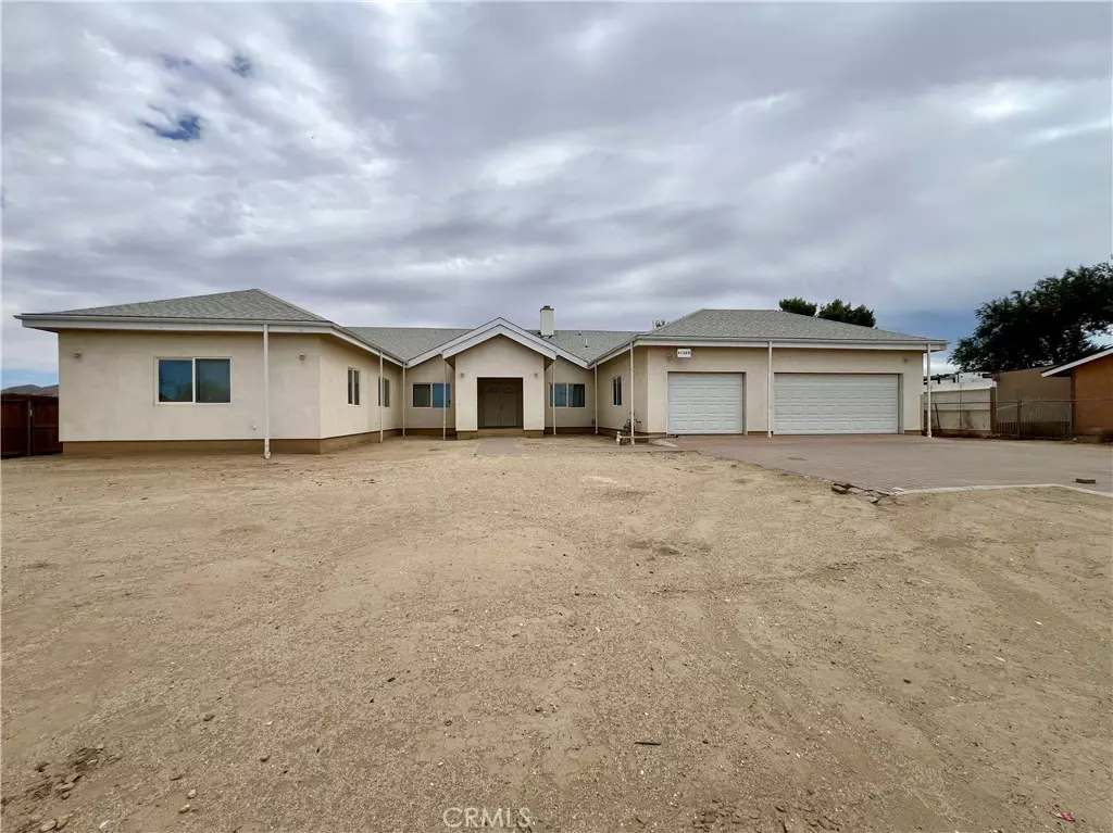 Lake Los Angeles, CA 93535,41380 156th ST E