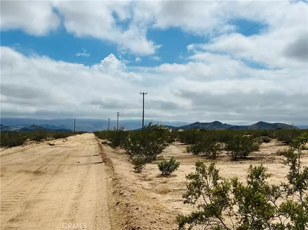 25 Copper Moon, Joshua Tree, CA 92252