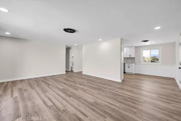Yucca Valley, CA 92284,7165 Rubidoux Ave