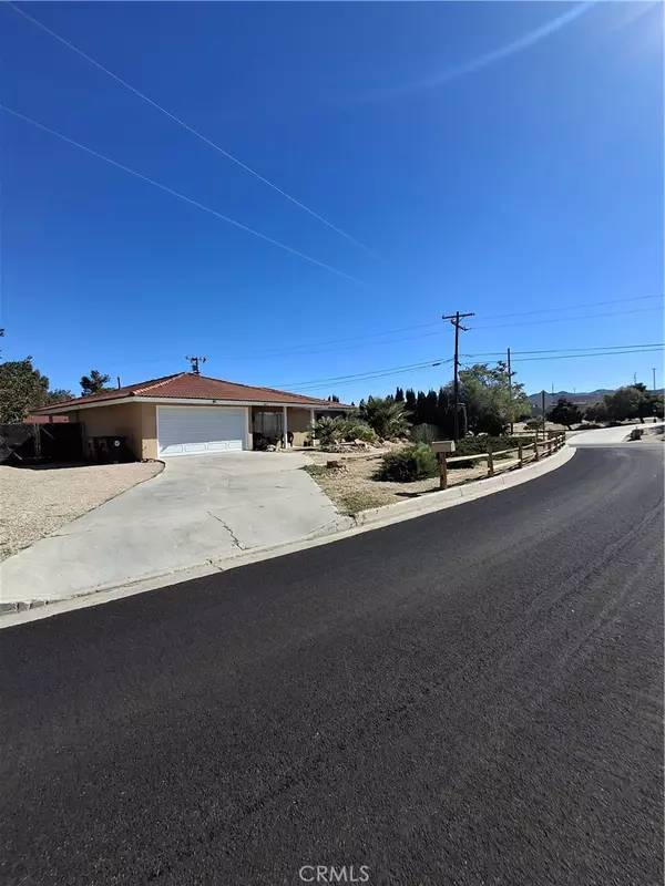 Yucca Valley, CA 92284,6873 Warren Vista