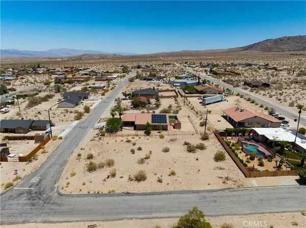 29 Palms, CA 92277,74811 Aladdin DR