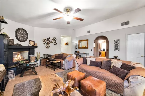 29 Palms, CA 92277,72130 Sunnyslope DR